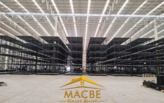 Mega Bodega en Venta parque industrial Apolo en Irapuato