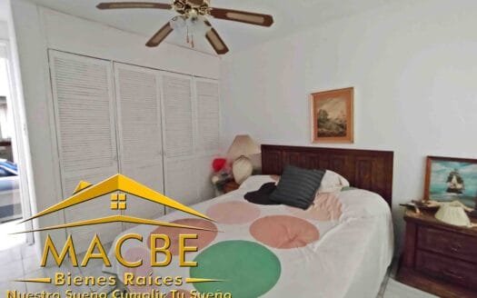 Vendo casa ideal para oficina con excelente ubicación en Irapuato