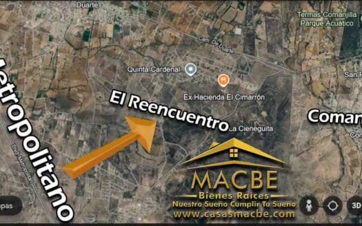 Casa con alberca en venta Comajilla León