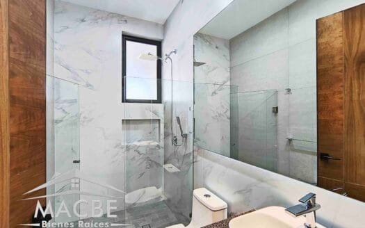 Residencia en Venta | Lombardía Irapuato