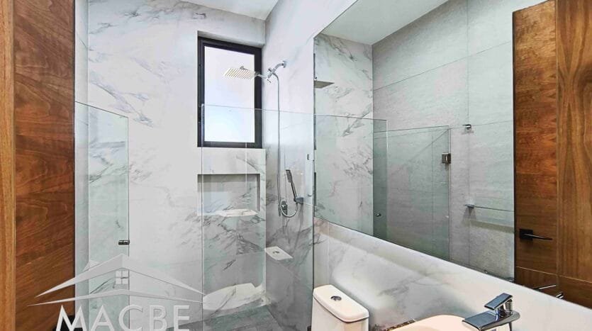 Residencia en Venta Lombardía Irapuato Inmobiliaria Macbe Bienes Raíces Inmobiliaria Irapuato