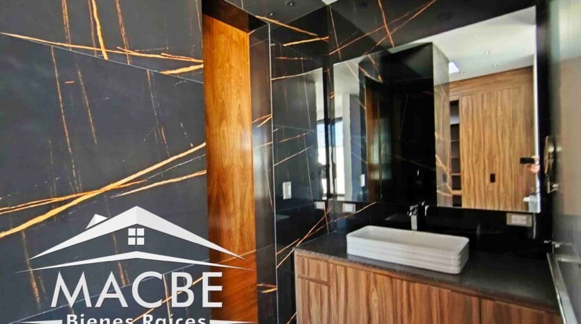 Residencia en Venta Lombardía Irapuato Inmobiliaria Macbe Bienes Raíces Inmobiliaria Irapuato