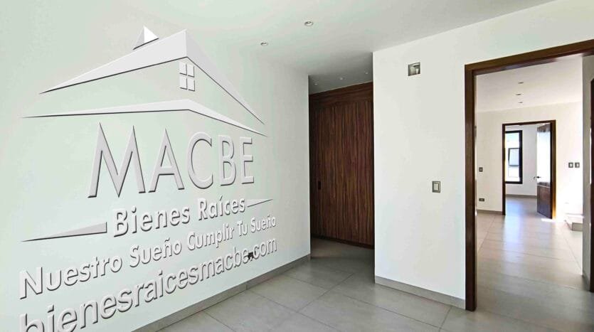 Residencia en Venta Lombardía Irapuato Inmobiliaria Macbe Bienes Raíces Inmobiliaria Irapuato