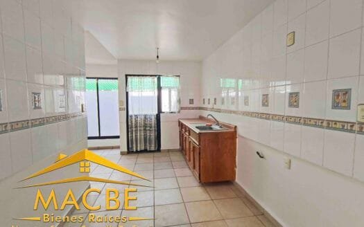 Casa en Venta en Quinta las Villas | Zona Dorada de Irapuato