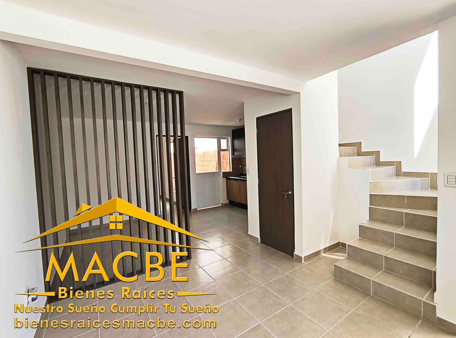 Vive en una Casa Moderna Inmobiliaria Macbe Bienes Raíces Inmobiliarias Irapuato