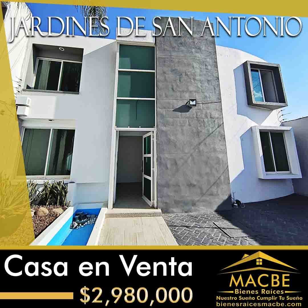 Casa en Jardines de San Antonio Inmobiliaria Macbe Bienes Raíces