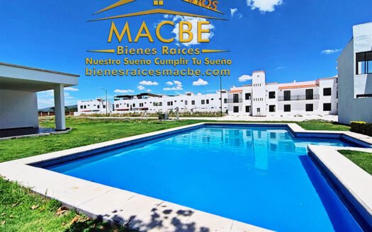 Duplex Nuevos en Venta con Alberca | El Molino Irapuato