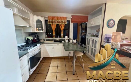 Exclusiva Casa en Venta en Rincón de los Arcos, Irapuato