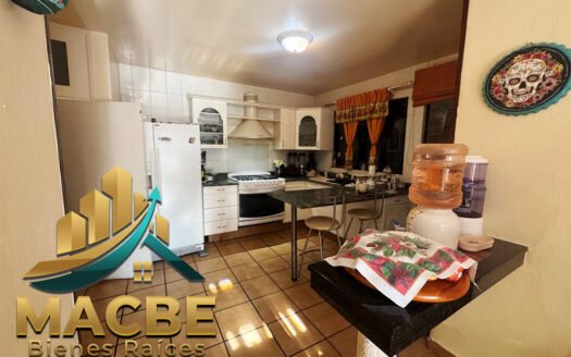 Exclusiva Casa en Venta en Rincón de los Arcos, Irapuato