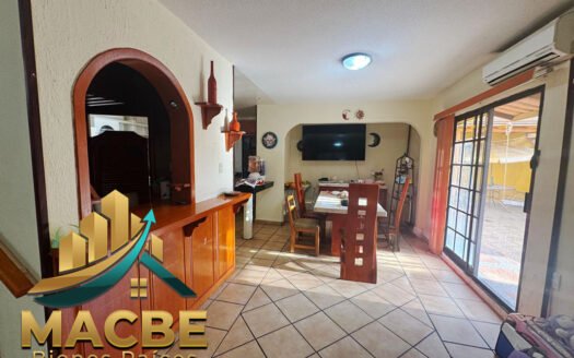 Exclusiva Casa en Venta en Rincón de los Arcos, Irapuato
