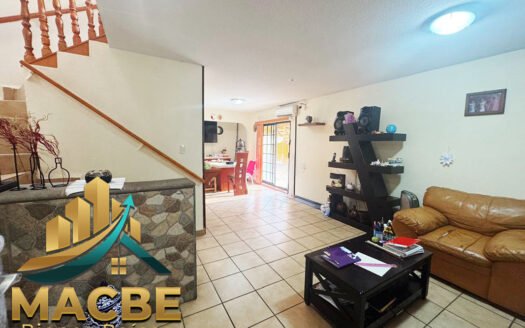 Exclusiva Casa en Venta en Rincón de los Arcos, Irapuato