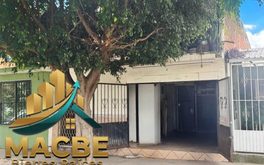 Casa en Venta en Bernardo Cobos: Un Hogar en Av. España Irapuato