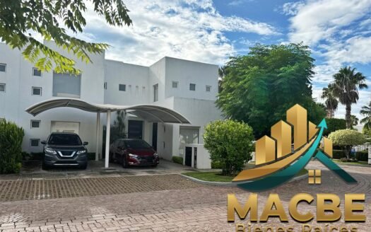 Venta de Residencia de Lujo en Provincia de Cibeles, Irapuato