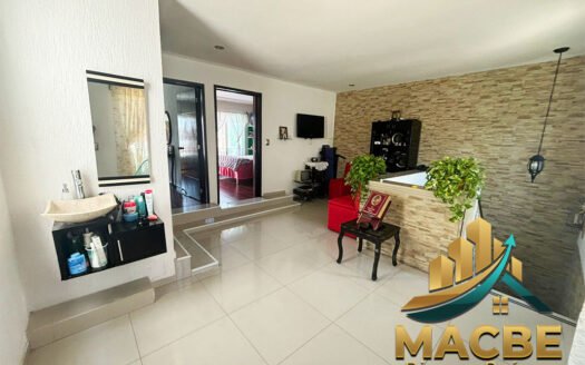 Casa en Venta en Irapuato, Colonia El Zapote