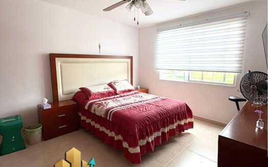 Casa en Venta Frente al área verde | Los Arcos Irapuato