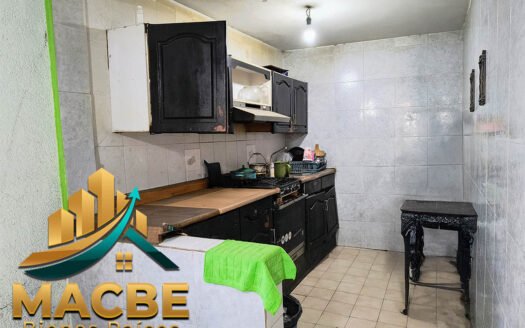 Casa en Venta Flores Magón Sur Irapuato | Propiedad de 3 Niveles en Esquina