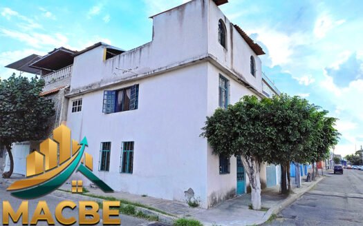 Casa en Venta Flores Magón Sur Irapuato | Propiedad de 3 Niveles en Esquina