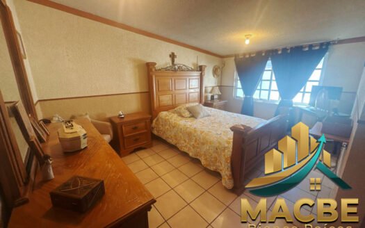 Casa en Venta Fraccionamiento Laboratorio CFE: Espacio y Ubicación Ideal