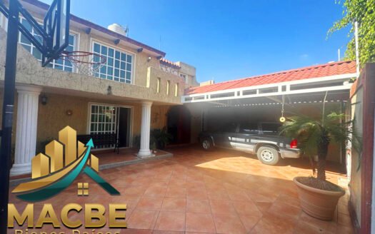 Casa en Venta Fraccionamiento Laboratorio CFE: Espacio y Ubicación Ideal