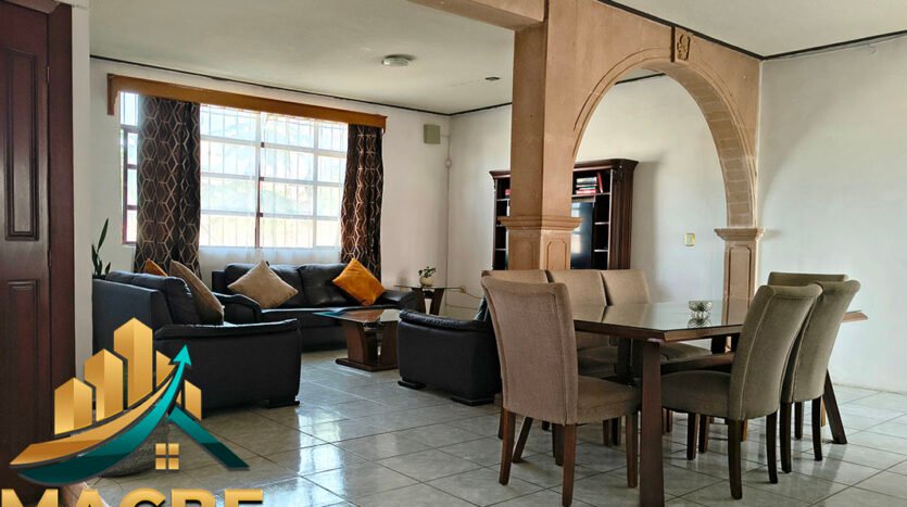 Casa en Venta en el Magisterial