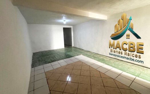 Casa con Local Comercial Torres Landa | Inversión Estratégica y Versátil