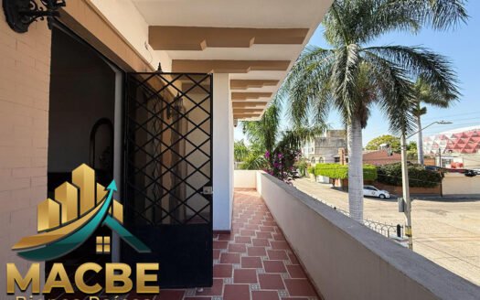 Casa para oficinas en venta Colonia La Moderna Irapuato | MACBE