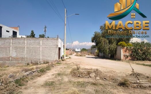 Terreno en venta salida a León Irapuato | 840 m²  | MACBE