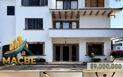 Casa para oficinas en venta Colonia La Moderna Irapuato | MACBE