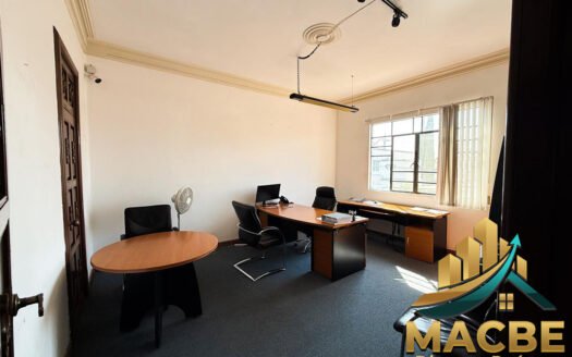 Casa para oficinas en venta Colonia La Moderna Irapuato | MACBE