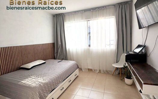 Casa en venta Valle Real Irapuato con terreno excedente | MACBE