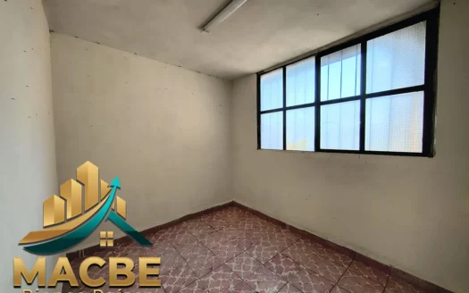 Venta de casa para remodelar o negocio en Irapuato | Inmobiliaria MACBE
