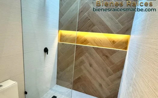 Casa en venta en Lombardía Irapuato | Inteligente y excelentes acabados