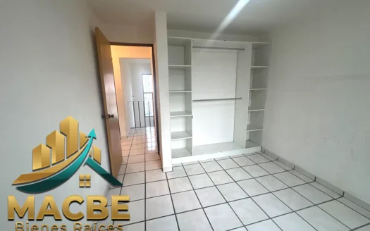 Casa en venta en la Floresta Irapuato de 3 recámaras | MACBE