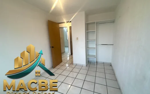 Casa en venta en la Floresta Irapuato de 3 recámaras | MACBE