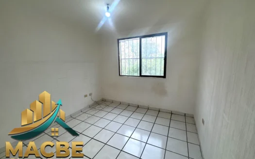 Casa en venta en la Floresta Irapuato de 3 recámaras | MACBE