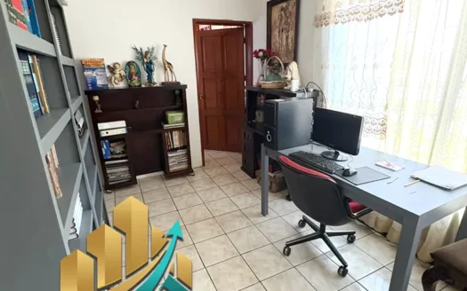 Casa en venta en Irapuato frente al Mercado Reforma | MACBE