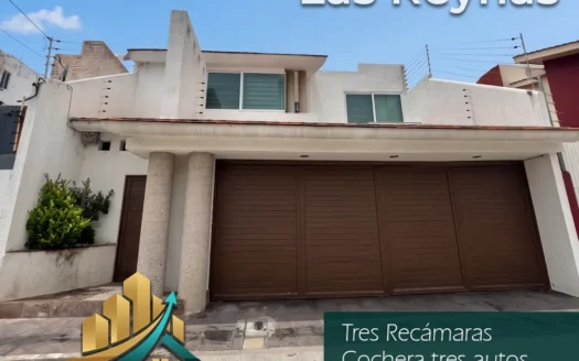 Casa en venta en Las Reynas Irapuato con amplios espacios