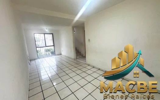 Casa en venta en la Floresta Irapuato de 3 recámaras | MACBE