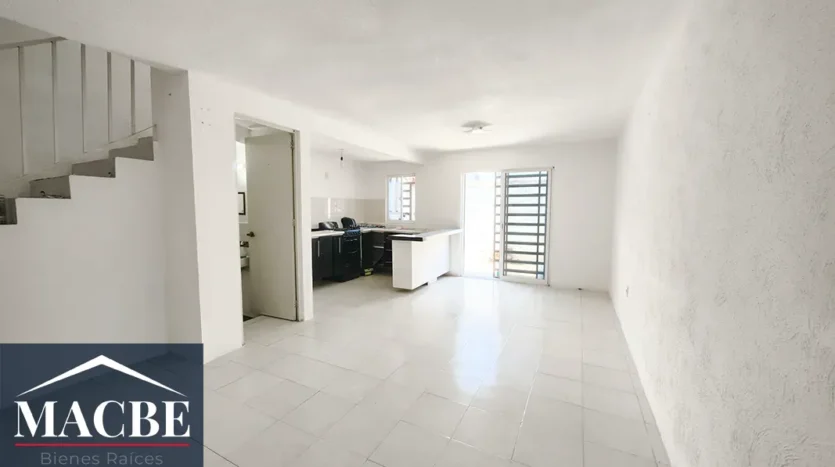 Casa en Renta en Los Encinos