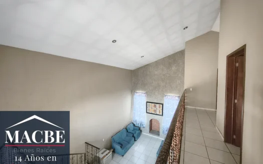 Casa en venta en Nueva Reforma Agraria Irapuato amplia